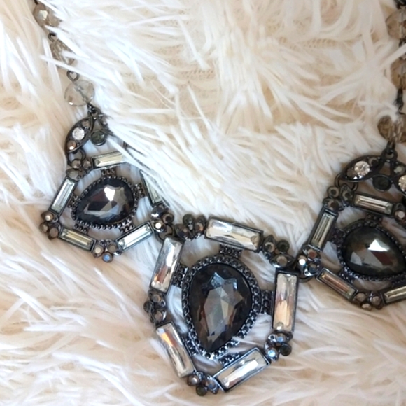 Vintage Jewelry - Vintage Art Deco Style Costume Necklace